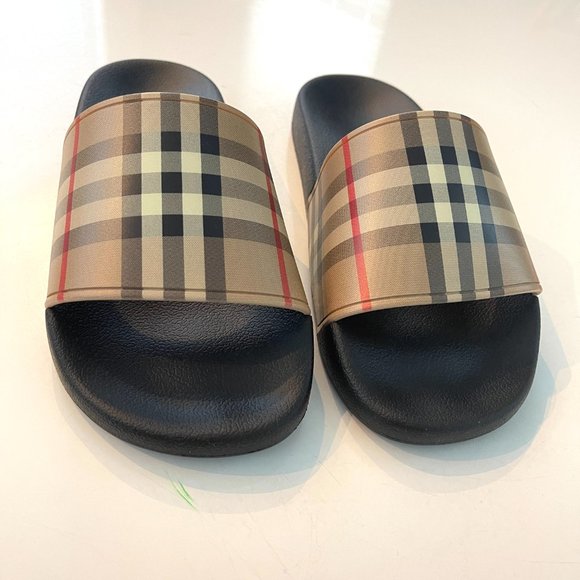 Burberry Woman's Furley Rubber Slide Sandal Shoes, Multiple Sizes - Picture 8 of 10